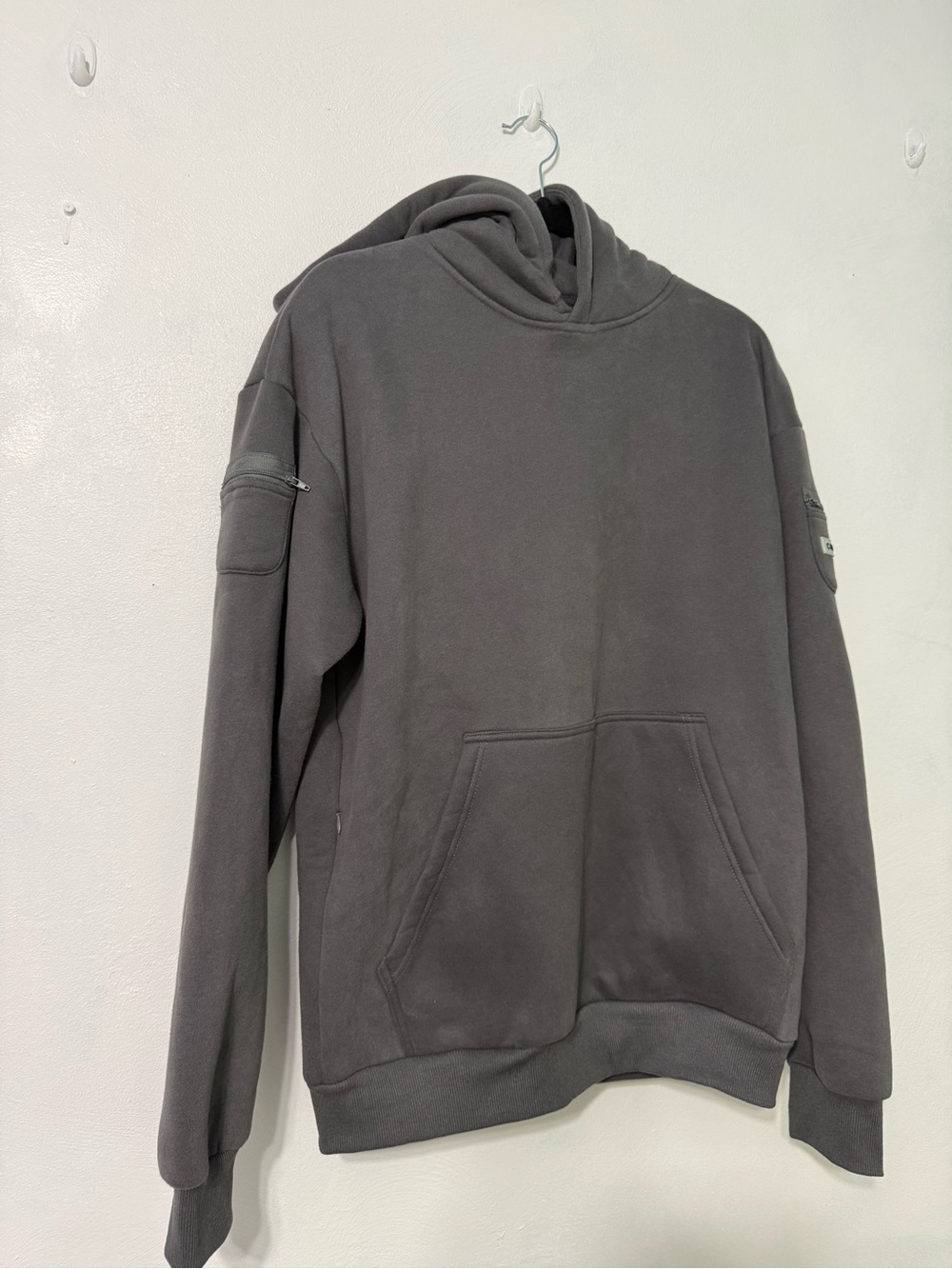 Comfrt Travel Essentials Hoodie - Charcoal Gray medium - Picture 7 of 11